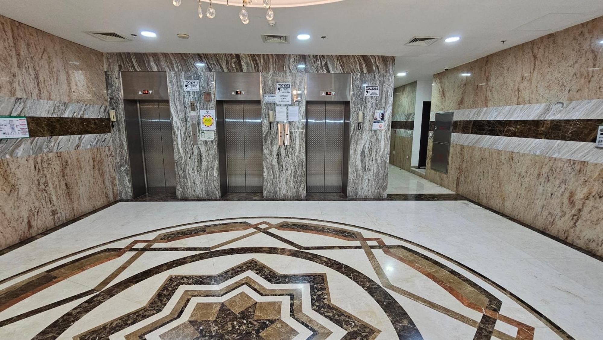 Lavish Private Rooms Schardscha Exterior foto